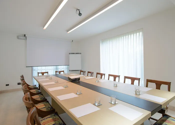 فندق كورت أونغارو