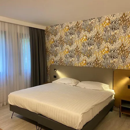 Hotell Corte Ongaro 4*